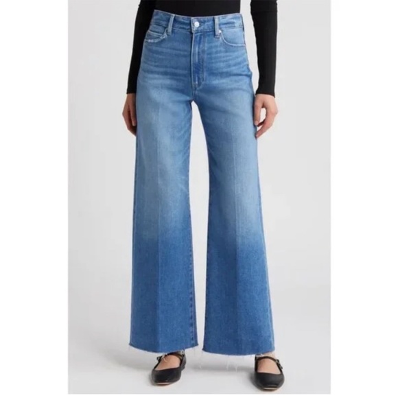 PAIGE Denim - NwoT PAIGE The Anessa 31” Medium Slight Faded Wash Raw Hem Wide Leg Jeans SZ: 27